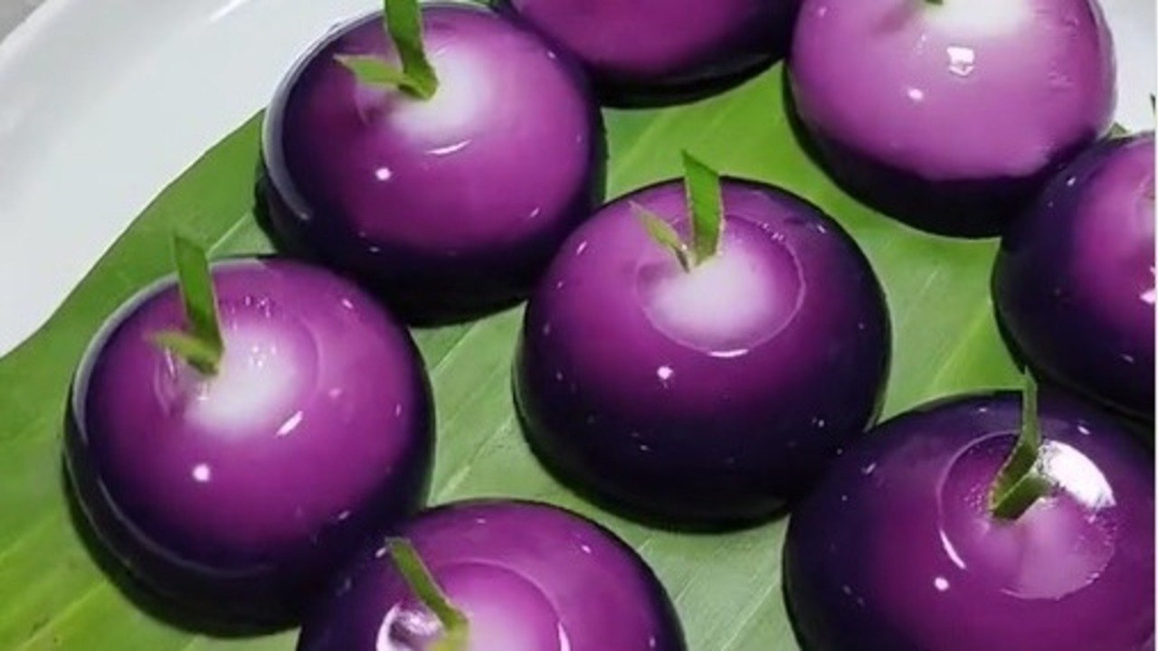 Lagi Viral! Khanom Leum Kleun, Kue Thailand Isi Santan yang Lumer di Mulut