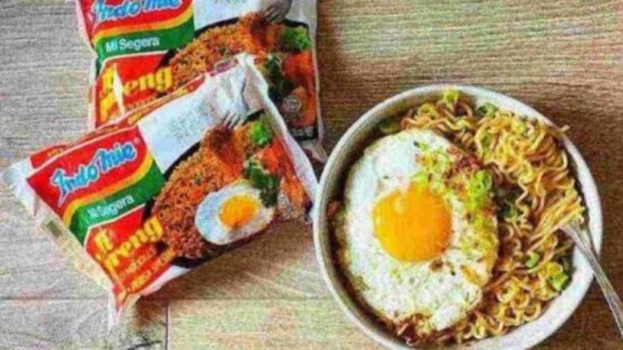 10 Kreasi Indomie Goreng Lezat yang Harus Anda Coba di Rumah