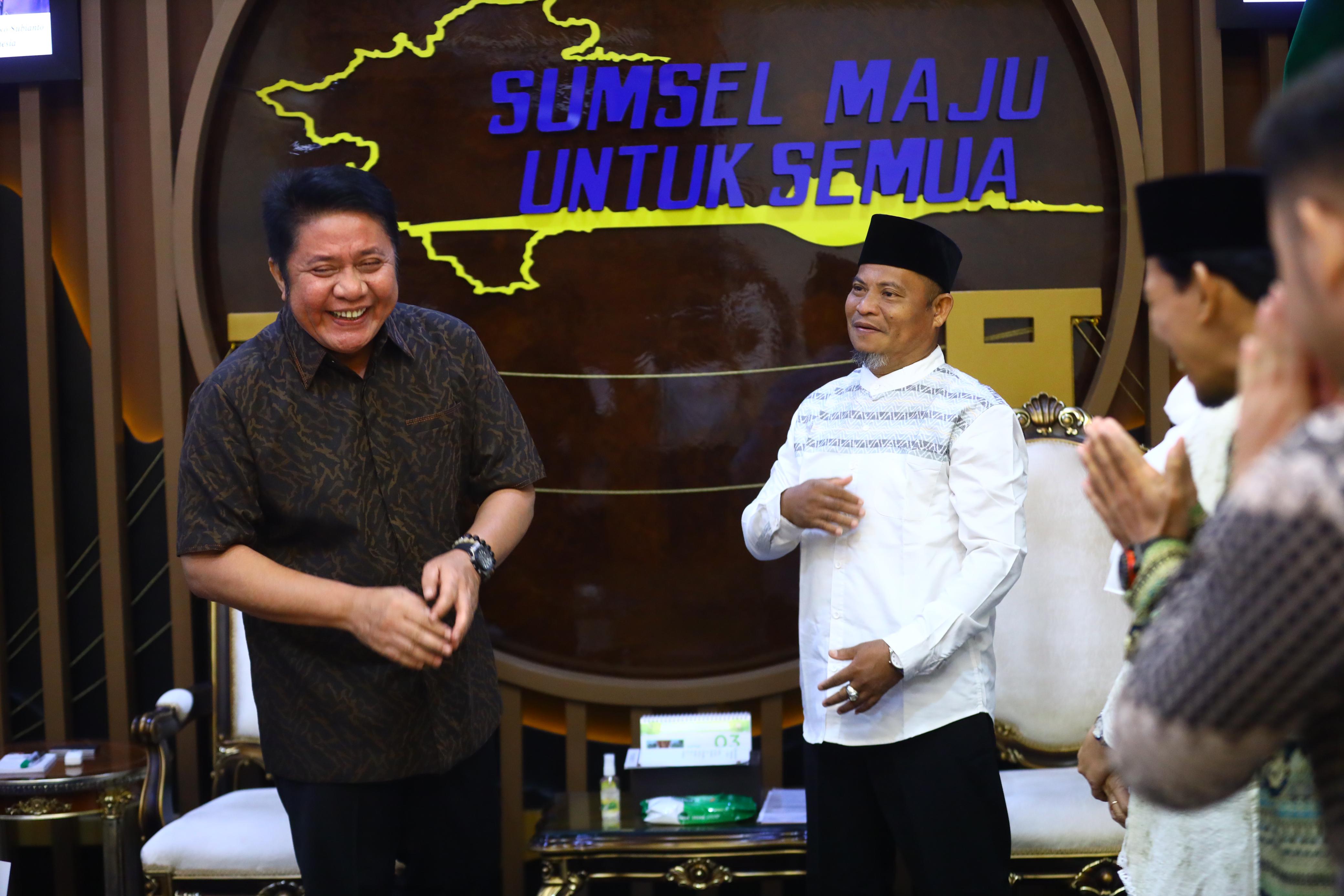 Herman Deru Terima Audiensi Alumni IKM Gontor Palembang, Perkuat Silaturahmi dan Validasi Data Alumni