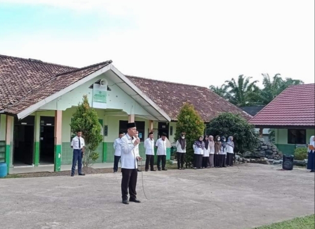 Lokal Belajar MTsN 1 Banyuasin Bakal Diperbaiki Melalui Anggaan PUPR