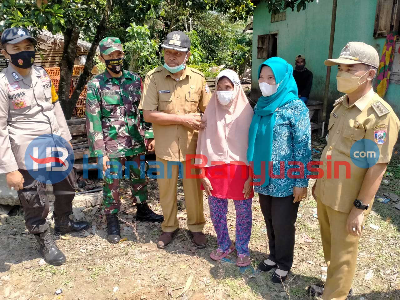 Terima Kasih pak Bupati Rumah Kami Dibedah