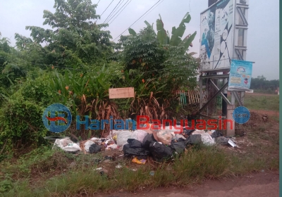 Sampah Menumpuk, Warga Kecam Oknum Masyarakat yang Buang Sampah Sembarangan