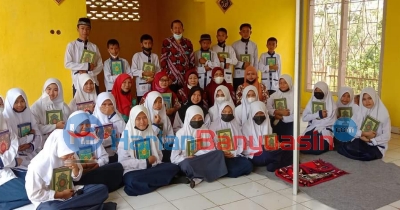 Dukung Rekor Muri, Siswa SMPN 2 Betung Gelar Khatam Al-Qur\\\'an