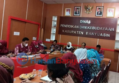 Bidang PAUD dan PNF Gelar Rapat Persiapan Kurikulum Prototipe