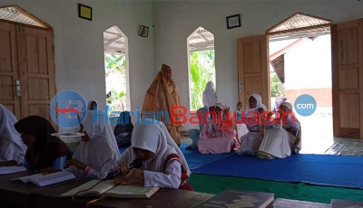 Membangun Karakter Siswa Melalui Shalat Dhuha dan Zhuhur