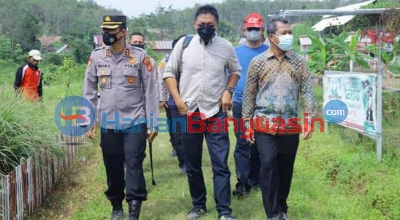 Tim khusus Kapolri dan RO Binkar SDM Mabes Polri bersama Kapolres Banyuasin Tinjau Kampung Tangguh