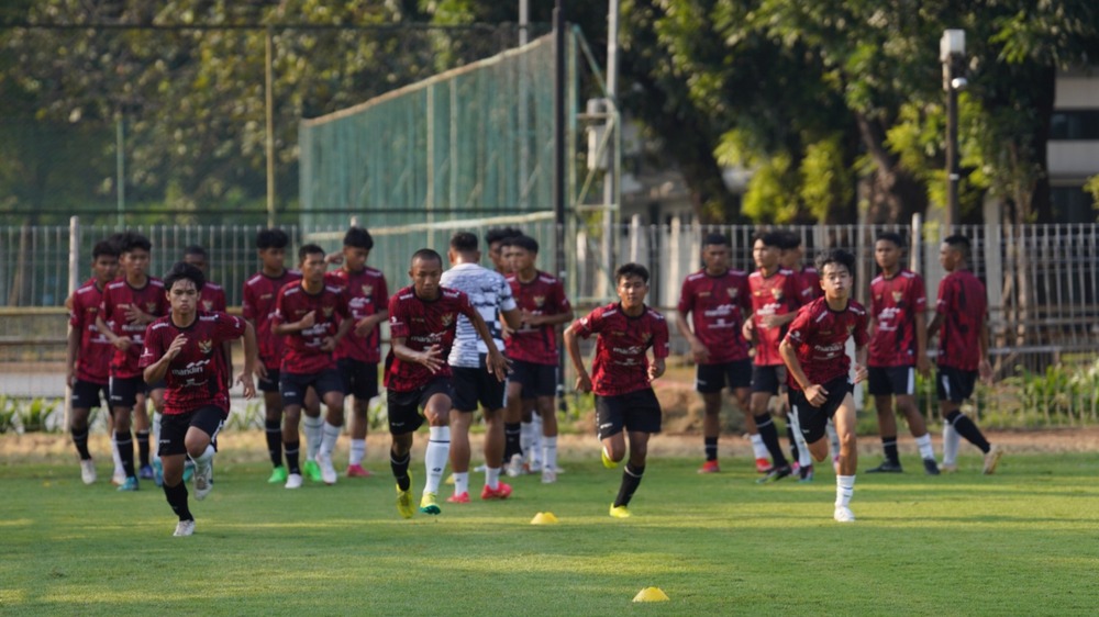 Nova Arianto Panggil 32 Nama Seleksi Pemain Jelang Kualifikasi Piala Asia U-17 2025