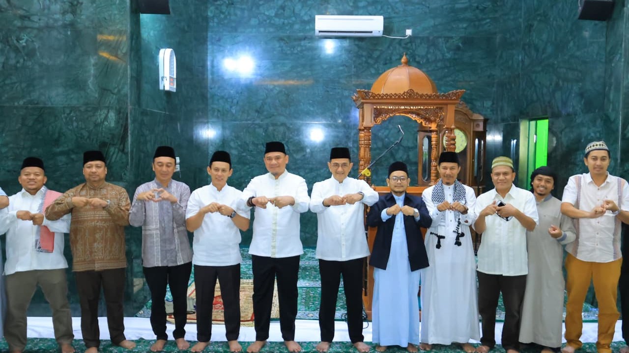 Sekda Sumsel Hadiri Pengajian Ramadan, Perkuat Sinergi Pemprov dan DPRD Sumsel