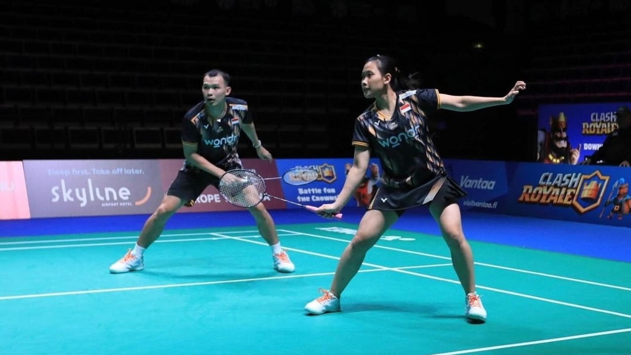 Rinov/Pitha Tampil Dominan, Lolos ke 16 Besar Arctic Open 2024 dengan Mudah