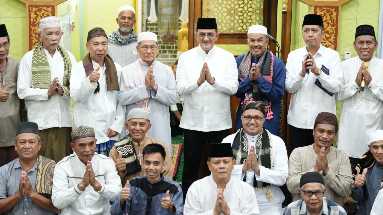 Sekda Sumsel Safari Ramadan di Masjid Al Kautsar Sako Palembang