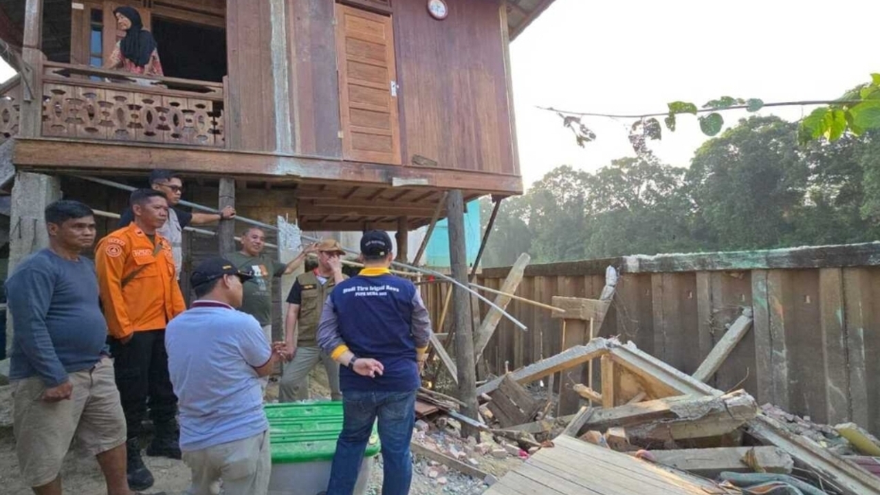 Pemkab Muba Gerak Cepat Tangani 2 Rumah Longsor di Kecamatan Lais