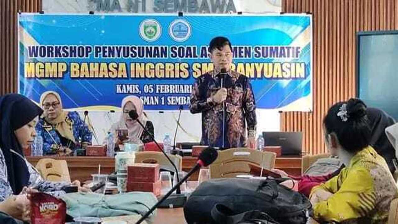 MGMP Bahasa Ingris Banyuasin Gelar Pembuatan Soal Sumatif 