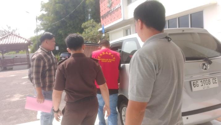 Dilimpahkan ke Kejari, Kades Permata Baru Ditahan 20 Hari di Rutan Pakjo Terkait Korupsi Rp388 Juta