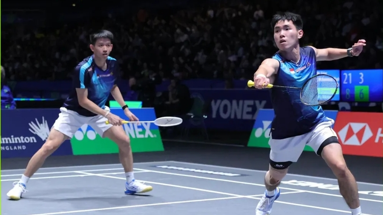 All England 2026: Debut Sensasional! Raymond/Joaquin Tak Gentar Hadapi Senior, Tiket Perempat Final Diraih