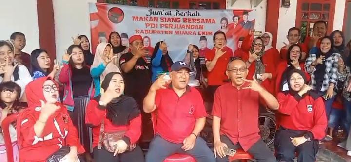 DPC PDIP Muara Enim Launching Makan Jumat Marhaen