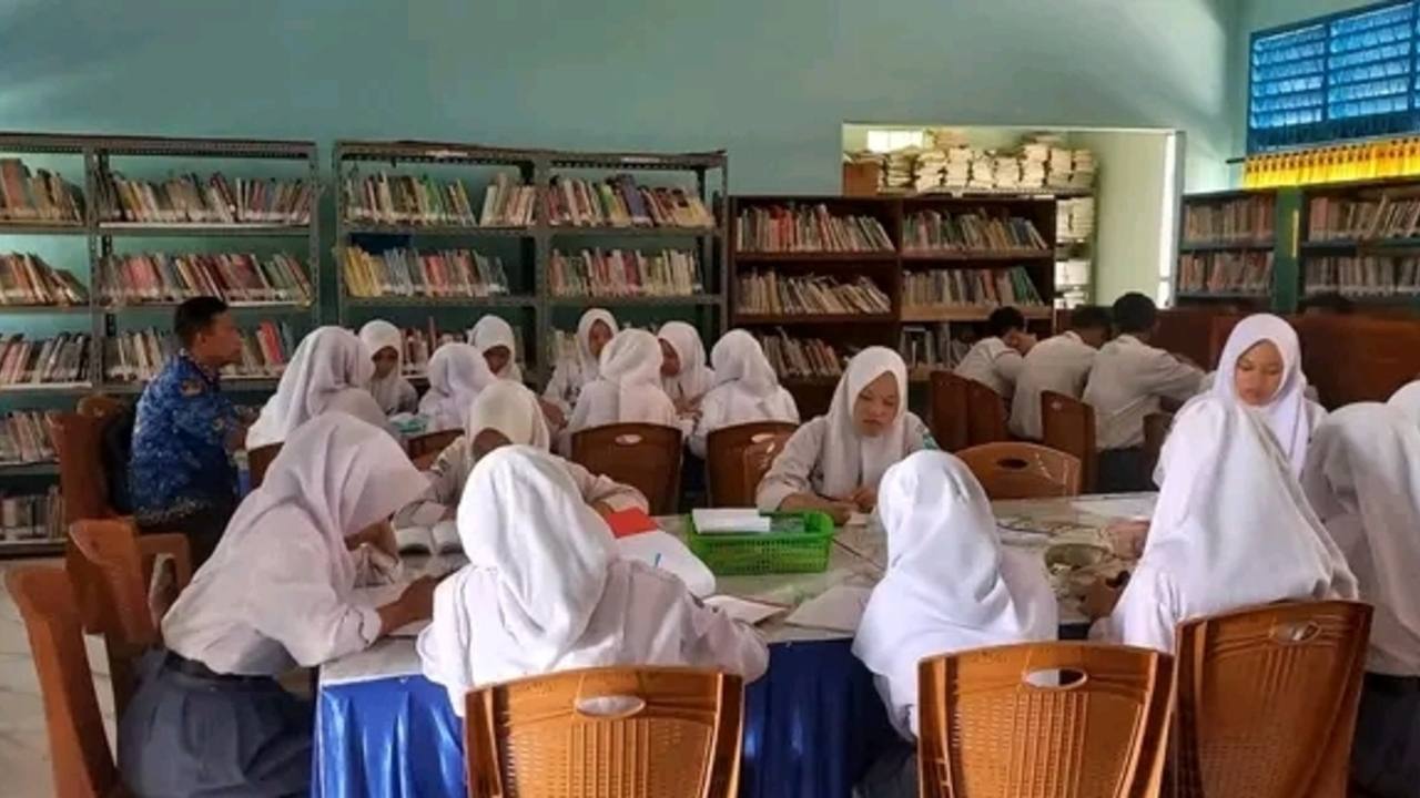 SMAN 1 Banyuasin III Ciptakan Ruang Perpustakaan yang Nyaman