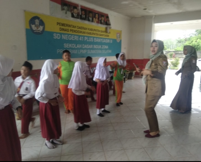 Siswa SDN 41 Plus Banyuasin III Persiapkan Diri Mengikuti Festival Sedulang Setudung