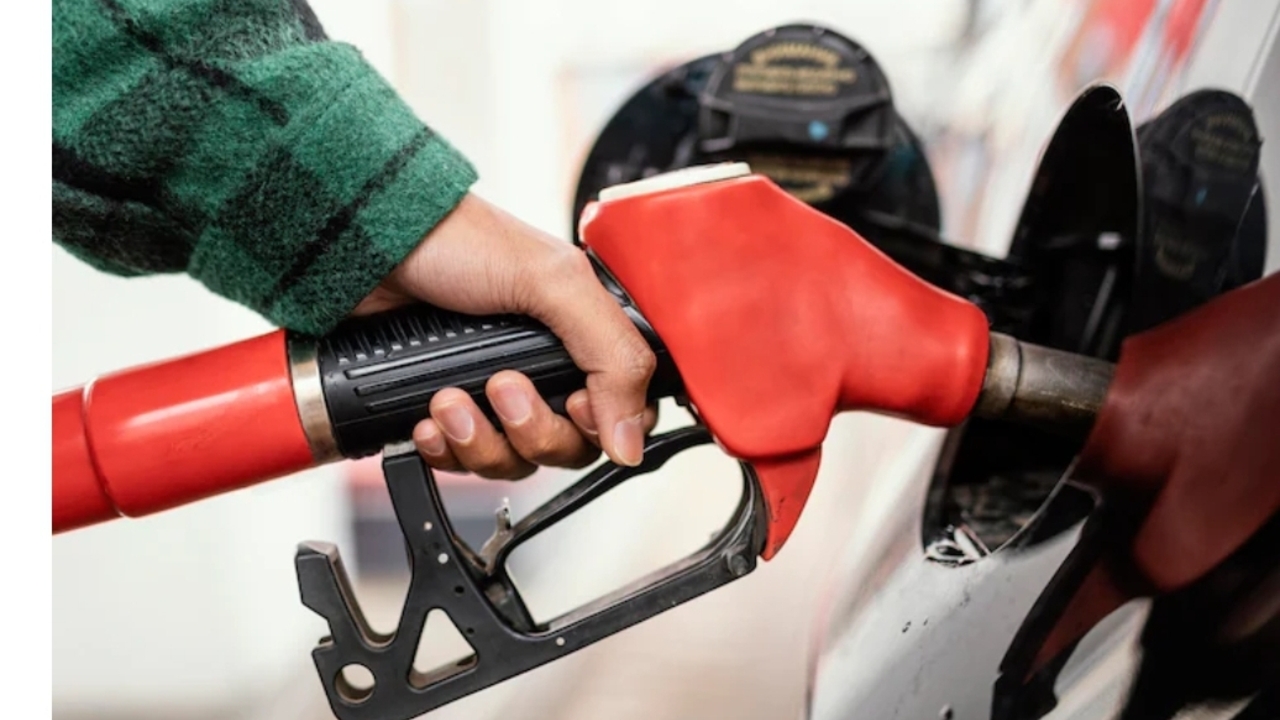 Tips Hemat Bensin Mobil: Cara Simpel Kurangi Pengeluaran BBM Harian