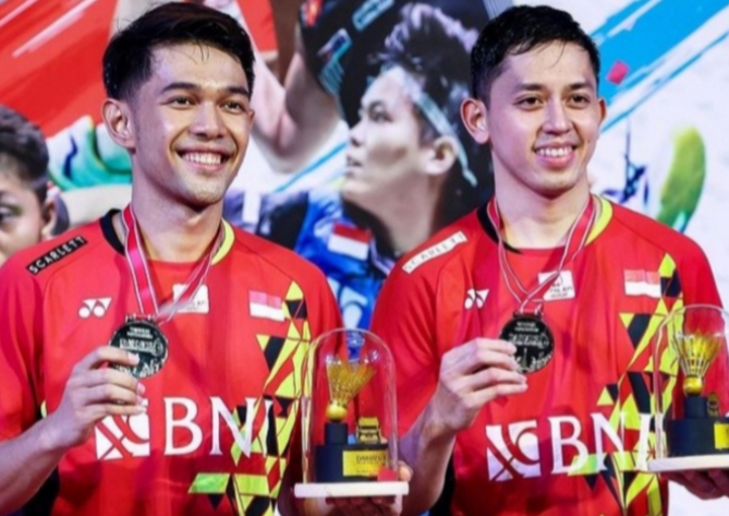 Resmi, Fajar/Rian Rangking 1 BWF, Tutup Akhir Tahun dengan Manis