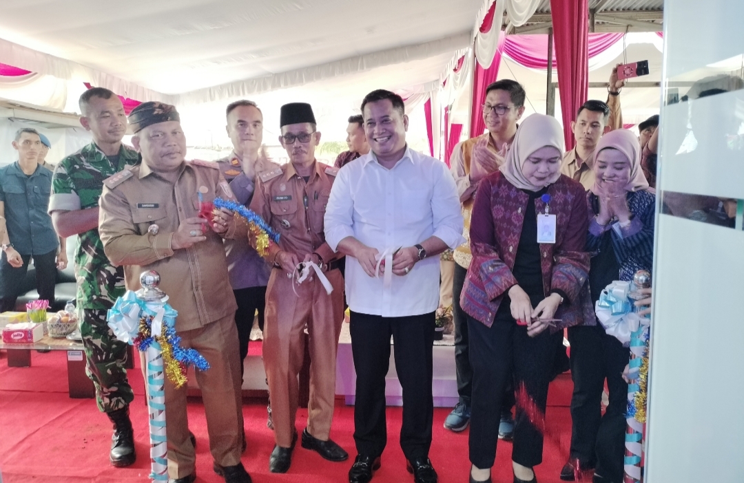 Bupati Banyuasin Resmikan Relokasi Kantor Kas Pulau Rimau Bank Sumsel Babel Cabang Pangkalan Balai 