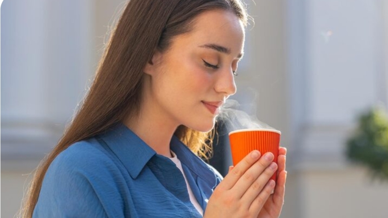 Rutin Minum Air Hangat Setiap Hari, Ini Dampaknya bagi Kesehatan Tubuh