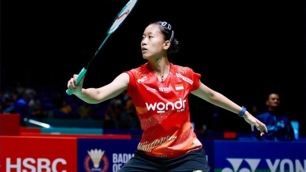 Putri Kusuma Wardani Buktikan Kelasnya Lewat Kemenangan Epik di 16 Besar Malaysia Open 2026