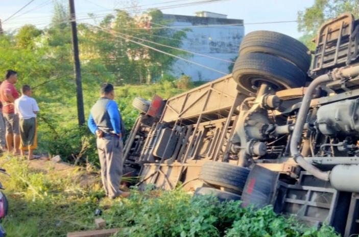 Sopir dan Kernet Bus Pariwisata yang Tabrak Avanza Diminta Serahkan Diri