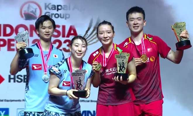 Hasil Final Indonesia Open 2023: Zheng Si Wei/Huang Ya Qiong Juara