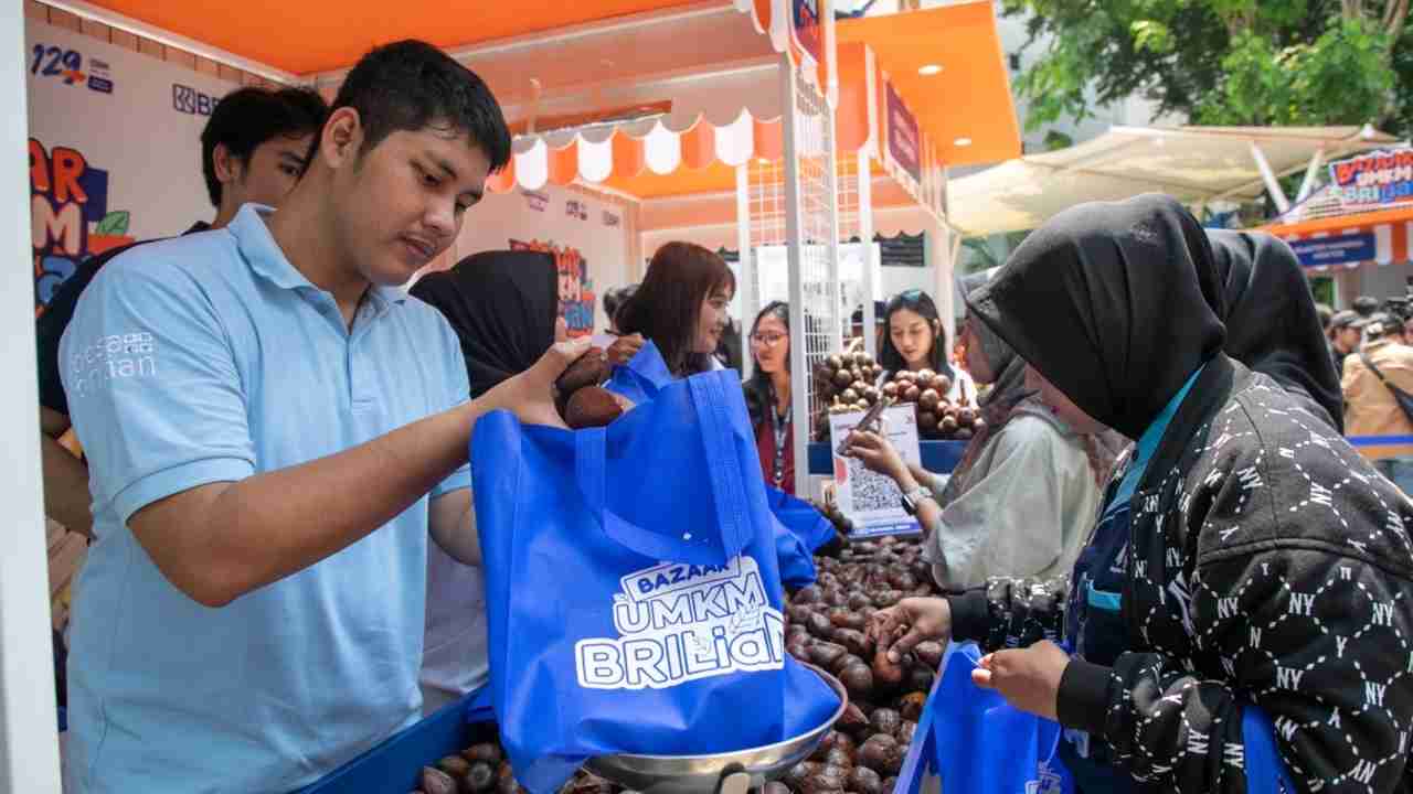 Diberdayakan BRI, Bisnis Klaster Petani Salak Ini Melejit!