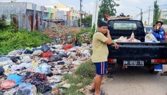 Sampah di Tegal Binangun, Sekda Banyuasin: Tak Bisa Melarang Warga, Karena Alasan Ini