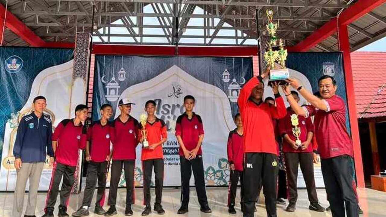 SMPN 1 Banyuasin III Juara Umum Penggalang Putra