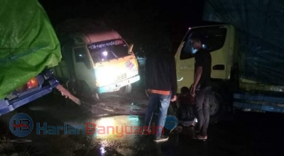 Dua Truk Macet di Jalintim, Antrian Kendaraan Mengular