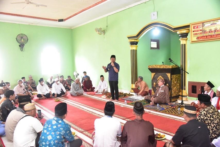 Safari Jumat di Masjid Nurul Huda Gandus, Herman Deru  Pantau Fasilitas Masjid