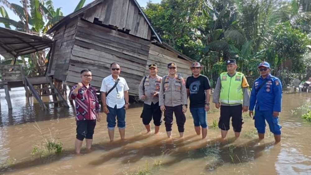 Rumah Warga Desa Penandingan Banyuasin Nyaris Roboh Diterjang Banjir Rob, Butuh Bantuan Pemerintah