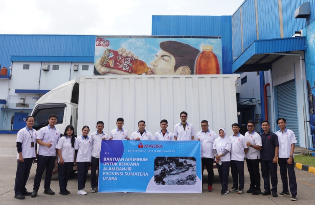 PT Tirta Fresindo Jaya Banyuasin Salurkan Bantuan Air Mineral 'Le Minerale' untuk Korban Bencana