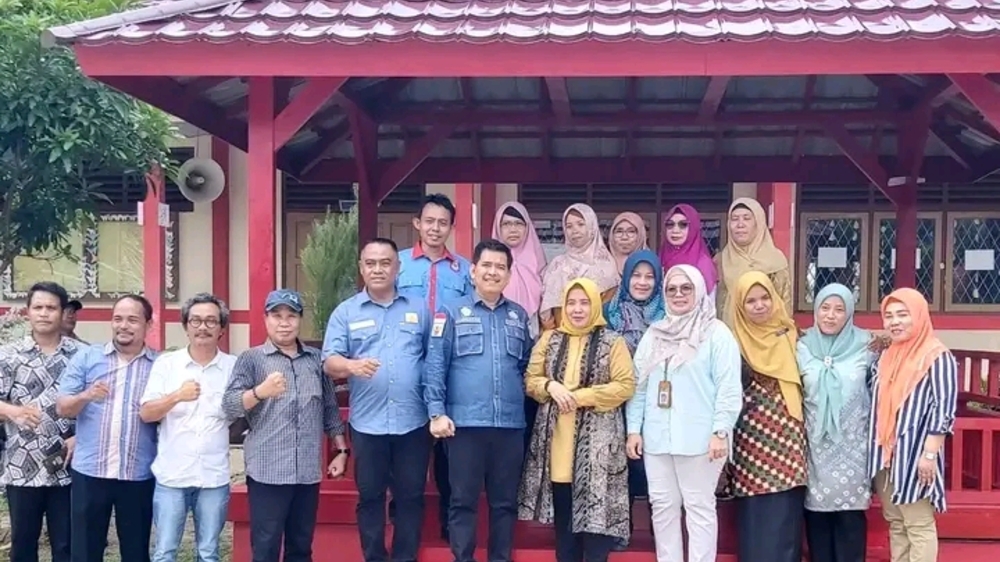 Dukung Gerakan Simanis, SMPN 2 Banyuasin III Kabupaten Banyuasin Bangun Pojok Literasi