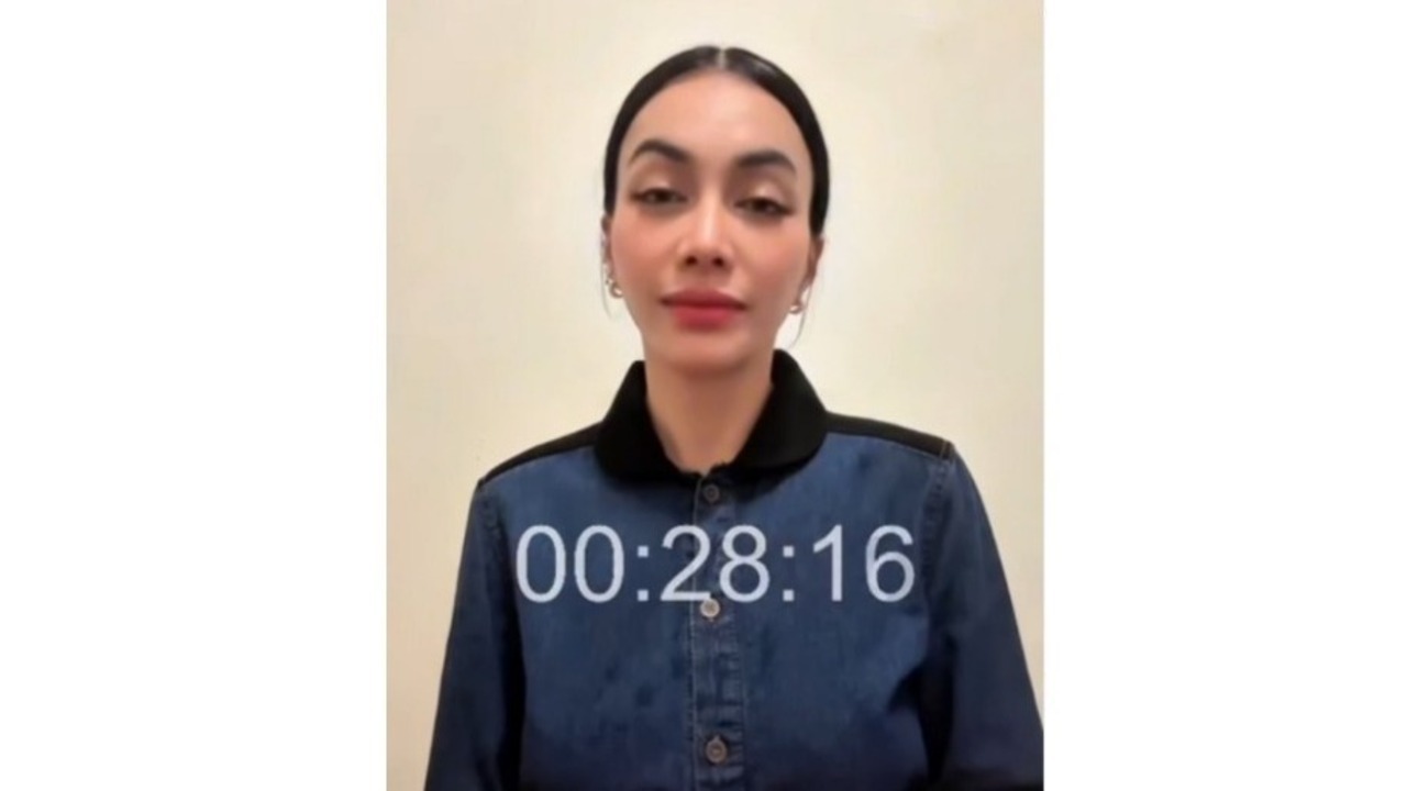 Selama Ini Disembunyikan! Denada Akui Ressa Rizky Rosano sebagai Anak Kandung