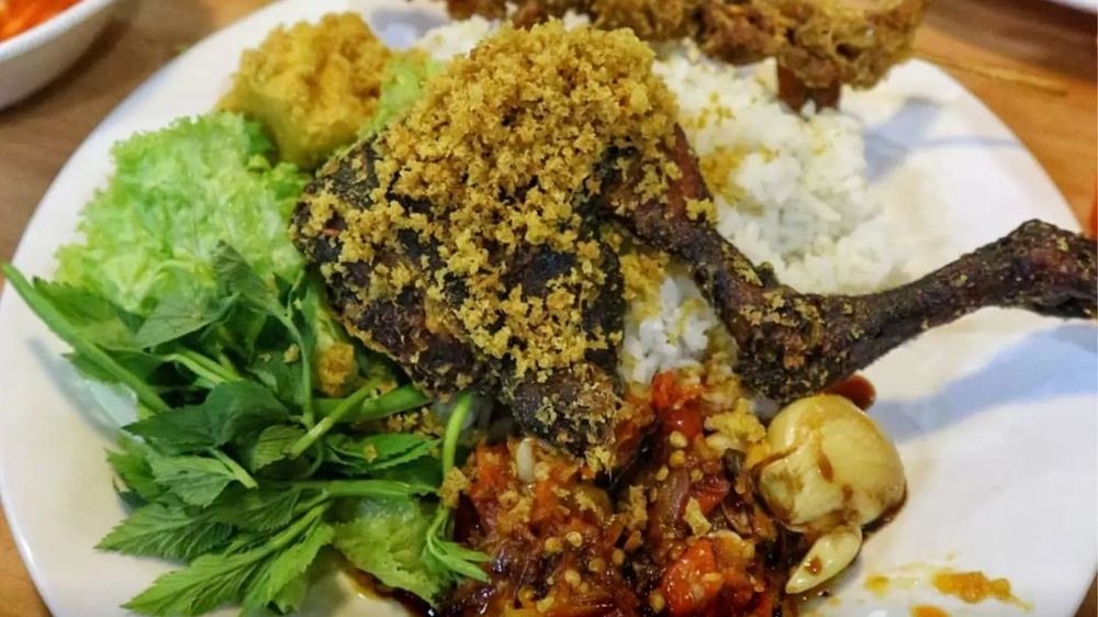 Menikmati Kelezatan Sajian Sunda: 10 Rumah Makan Favorit Keluarga di Jakarta