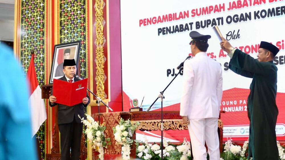 Pj Gubernur Sumsel Resmi Lantik Pj Bupati OKI, Berikan Atensi Khusus Percepatan Penanganan Program Prioritas