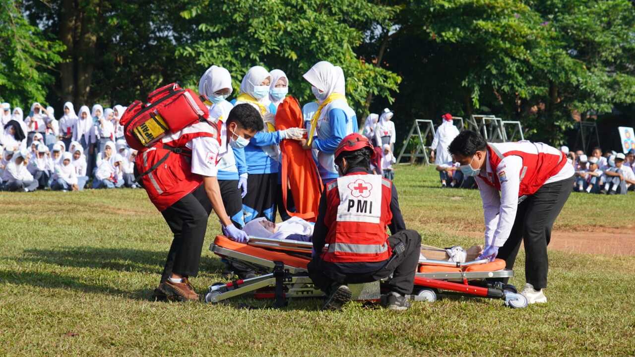 Feby Herman Deru: PMR Bukan Sekadar Ekskul, tetapi Garda Terdepan Kemanusiaan