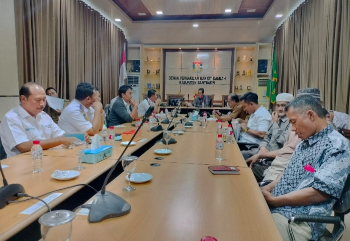 Nelayan Kilung Sungsang Keluhkan Kapal Besar Sandar di Laut Sungsang, Ini Penyebabnya