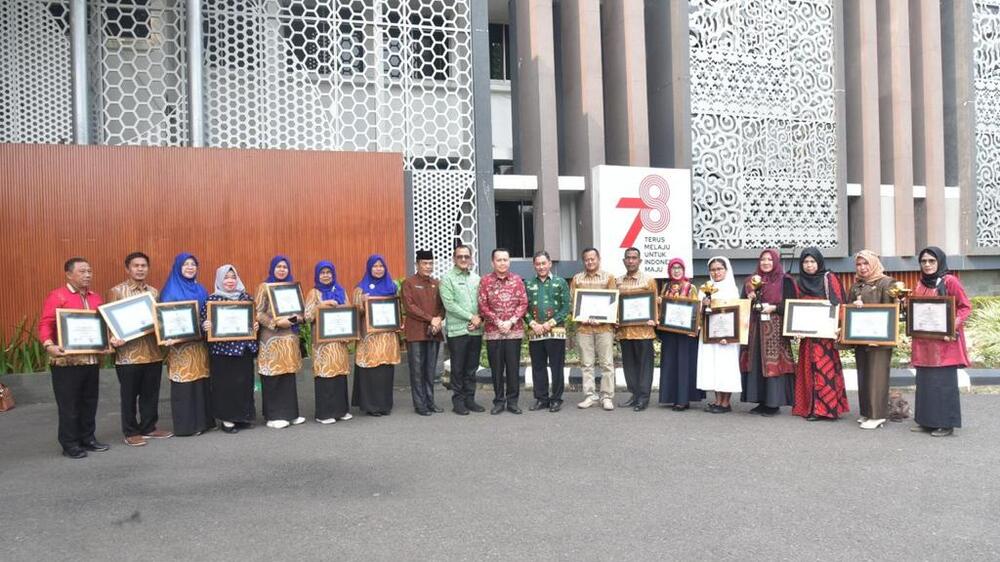 Selamat ! 14 Sekolah di Sumatera Selatan Raih Pengargaan dari Kementerian LHK, Ini Daftarnya