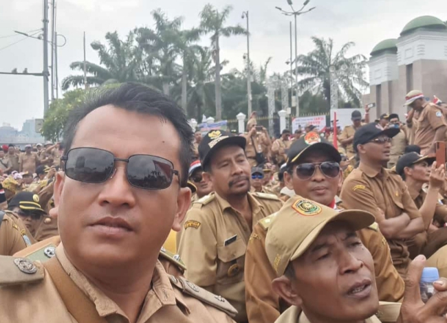 Ribuan Kades se-Indonesia Geruduk Gedung DPR RI, Ini Tuntutannya