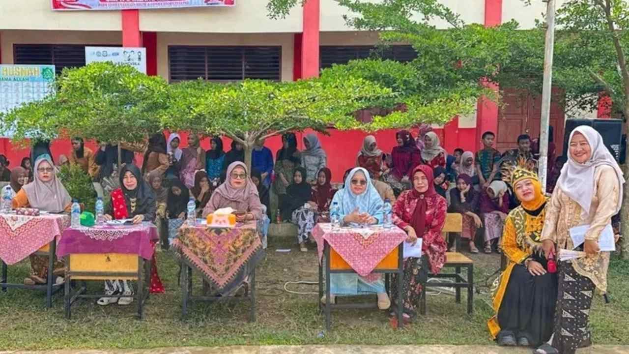 Peringatan Hari Kartini di SMPN 6 Talang Kelapa Diwarnai Kegiatan Lomba