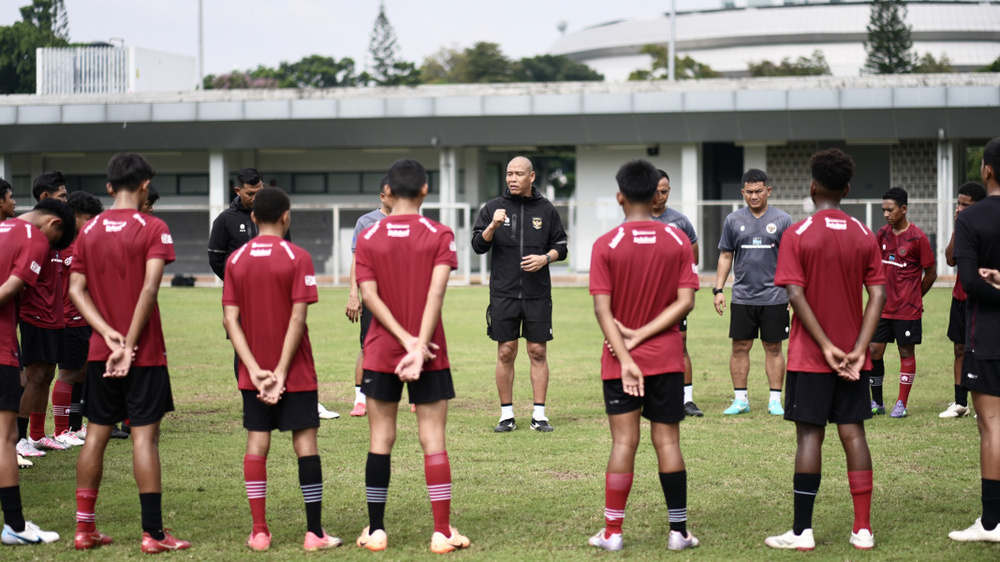 Nova Arianto Pilih 32 Nama untuk Ikuti Seleksi Tim U-16 Gelombang Pertama