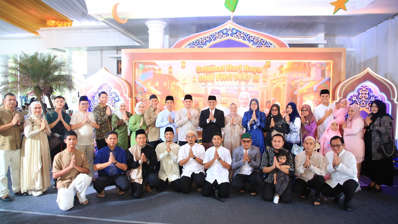 Sekda Sumsel Gelar Open House Idul Fitri, Pererat Silaturahmi dengan Masyarakat