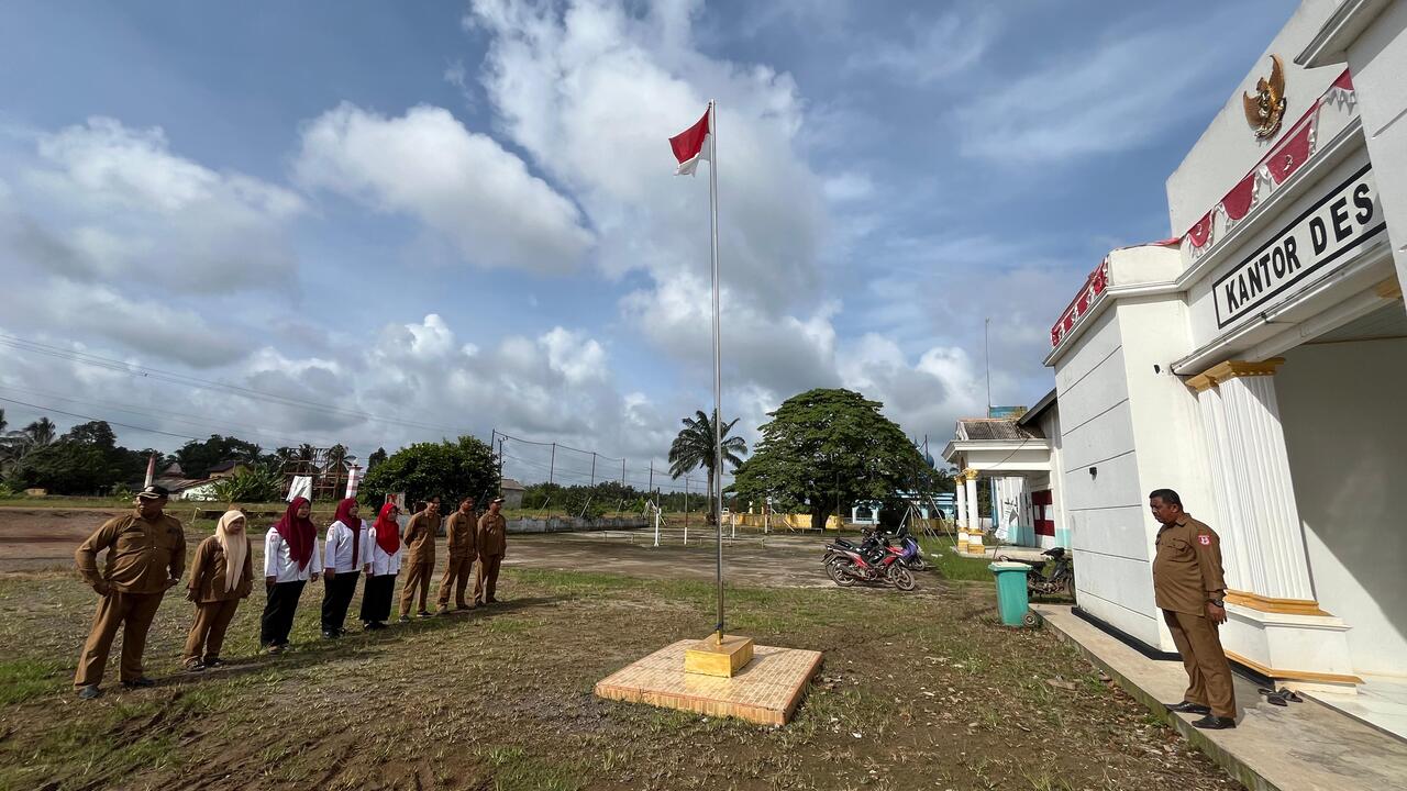 Patut Ditiru, Pertama di Banyuasin! Kades di Air Kumbang Ini Rutin Gelar Apel Pagi