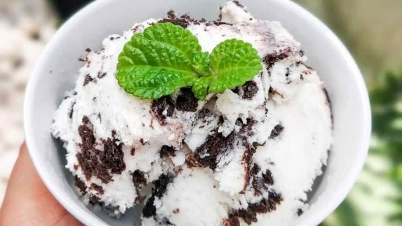 Es Krim Oreo Homemade, Sensasi Manis yang Mudah Dibuat di Rumah