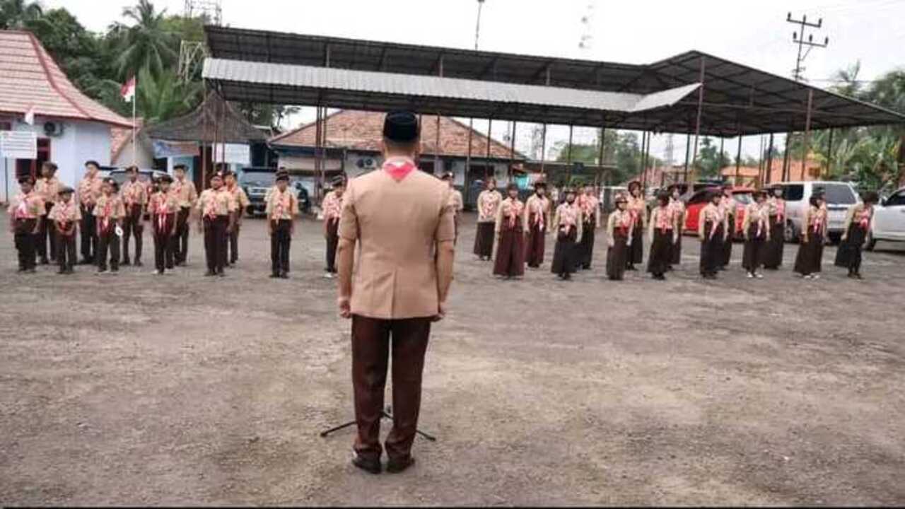 Perwakilan Murid SMPN 2 Banyuasin III Ikut Melepas Kontingen Jamcab V