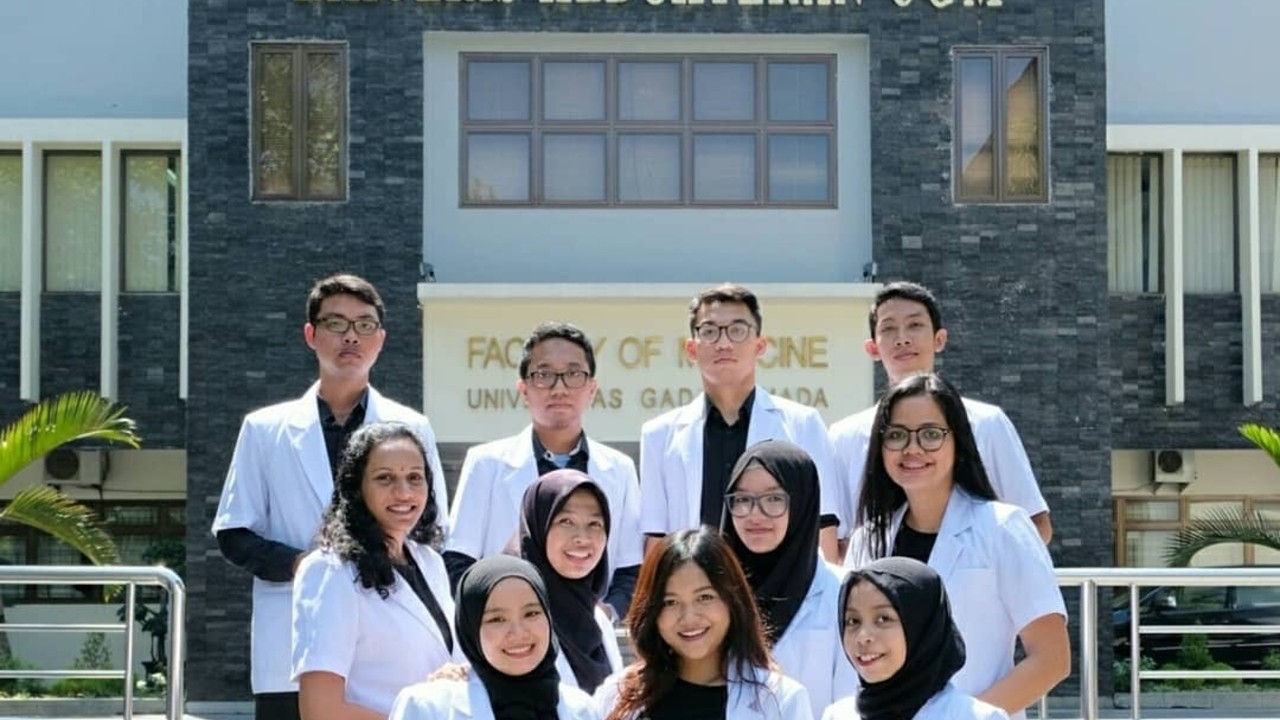 Siap Jadi Dokter Masa Depan? Ini Dia Biaya Kuliah Kedokteran di Kampus Top Jogja!